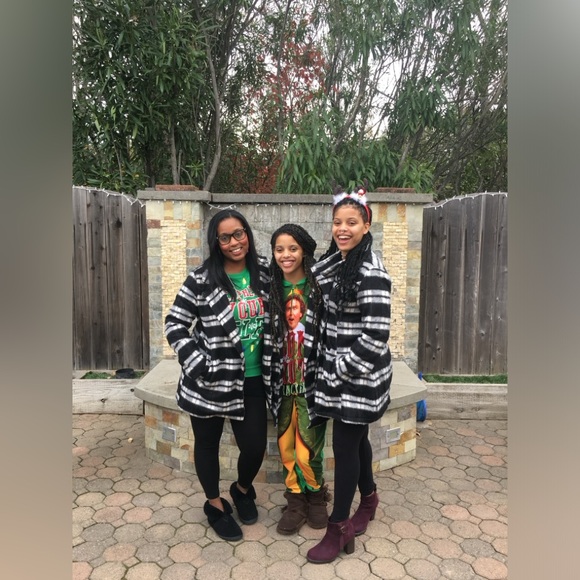 Like this to be notified of my live share shows 💕 - Picture 16 of 16